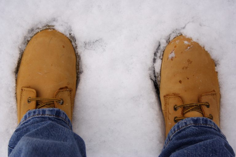 Lifehack: So bleiben Deine Füße auch im Winter warm!